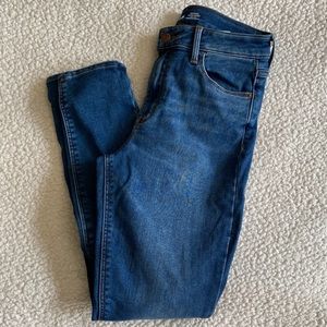 Old Navy Rockstar Super Skinny High Rise Jeans with Fleece-lining